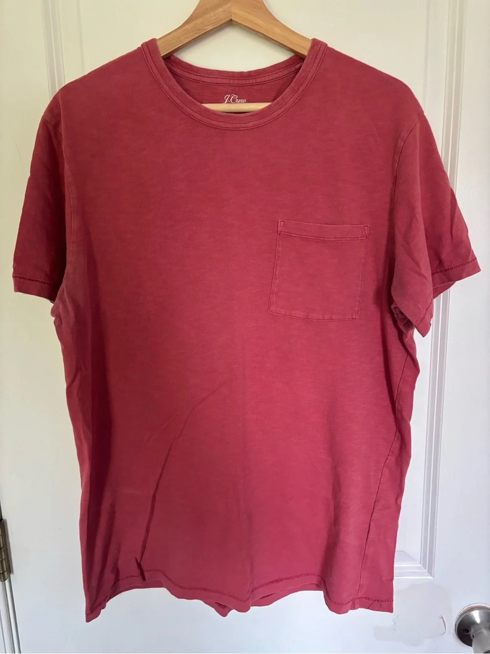 🎉 3/$15 J. Crew Men’s Red Crewneck T-shirt L